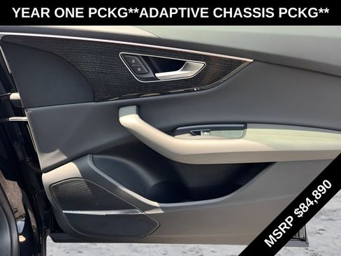Used 2019 Audi Q8 Prestige w/ Adaptive Chassis Package AWD/4WD image 41