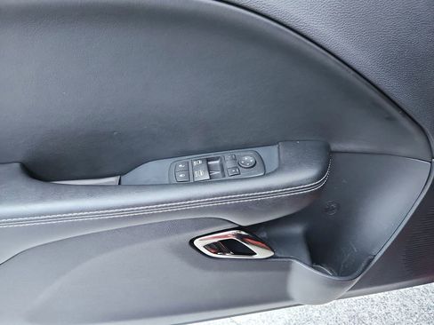 Used 2016 Dodge Challenger SRT Hellcat image 20