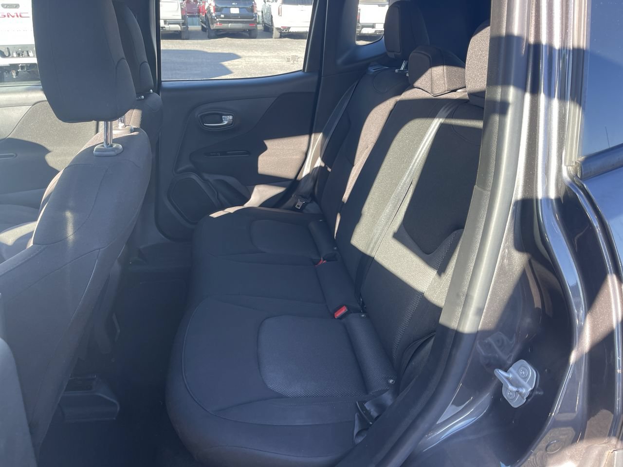 Used 2020 Jeep Renegade Sport FWD image 23