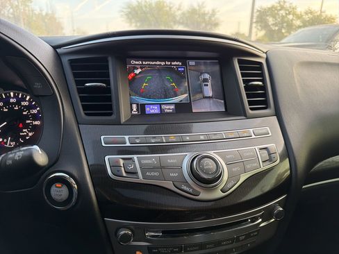 Used 2019 INFINITI QX60 Luxe w/ Essential Package image 11