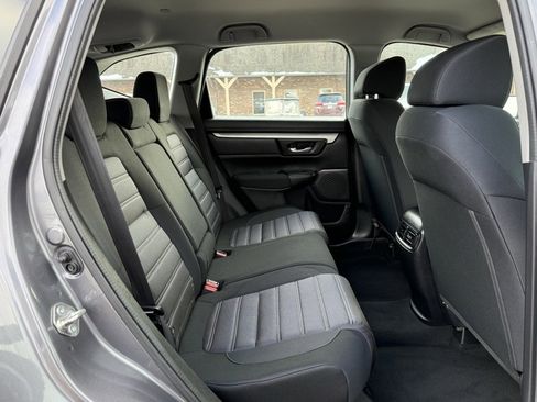 Used 2018 Honda CR-V LX image 17