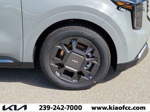 New 2026 Kia Carnival SX FWD image 7