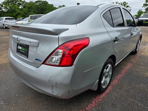 Used 2014 Nissan Versa S Plus image 13