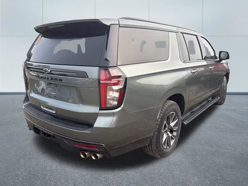 Used 2024 Chevrolet Suburban Z71 w/ Z71 Off-Road Package AWD/4WD image 4