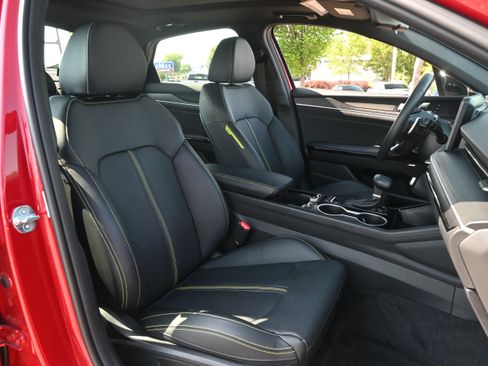 Used 2026 Kia K5 GT w/ GT1 Package FWD image 33