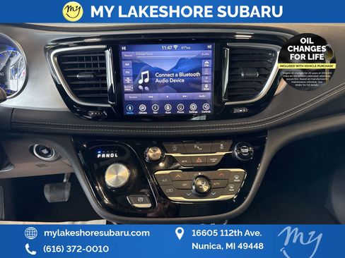 Used 2020 Chrysler Pacifica Limited w/ S Appearance Package image 22