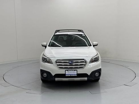 Used 2017 Subaru Outback 2.5i Limited image 8