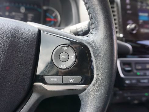 Used 2022 Honda Pilot Touring image 9
