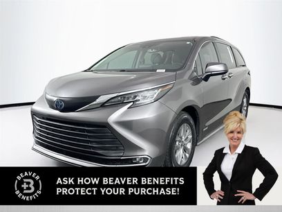 Certified 2021 Toyota Sienna XLE