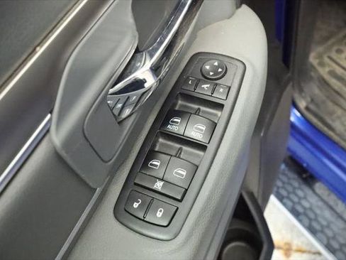 Certified 2018 RAM 1500 Big Horn AWD/4WD image 30