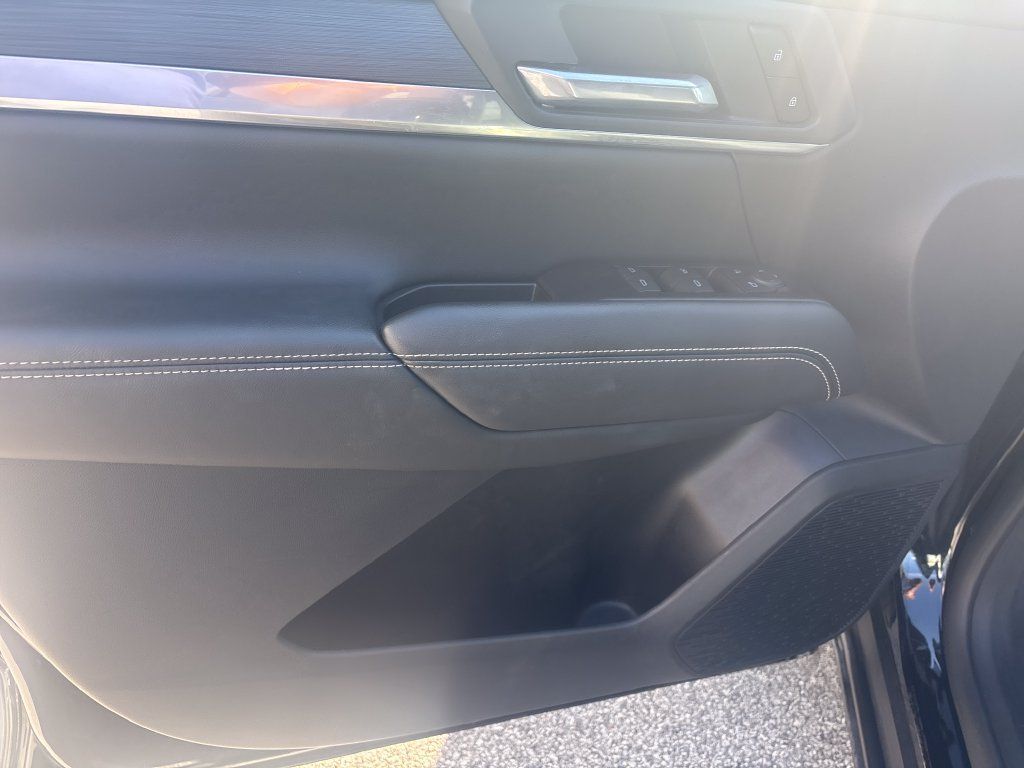 Used 2026 GMC Terrain Elevation FWD image 14