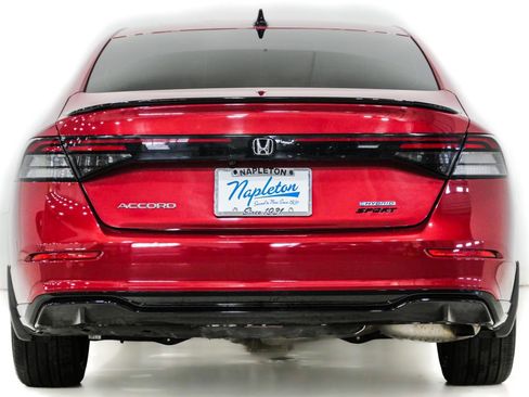 Used 2024 Honda Accord Sport image 8