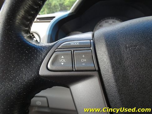 Used 2010 Honda Pilot EX-L image 23