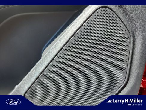 New 2025 Ford Explorer Platinum w/ LUX Leather Package image 27