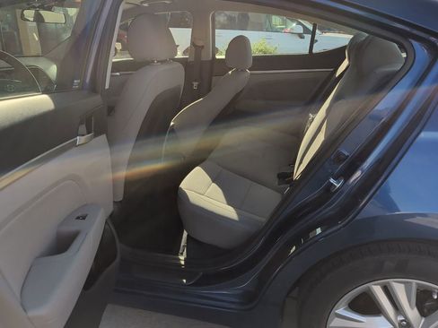 Used 2020 Hyundai Elantra SEL image 6