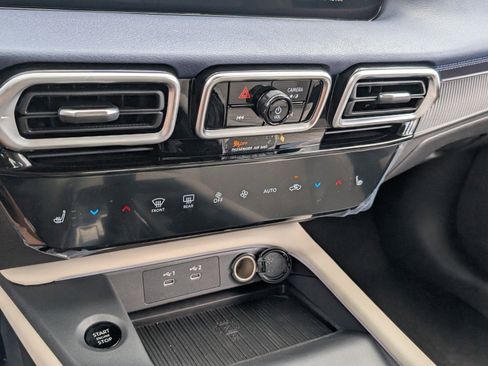 New 2026 Nissan Sentra SL image 12