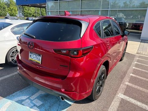 Used 2024 MAZDA CX-5 AWD 2.5 S w/ Select Package image 11