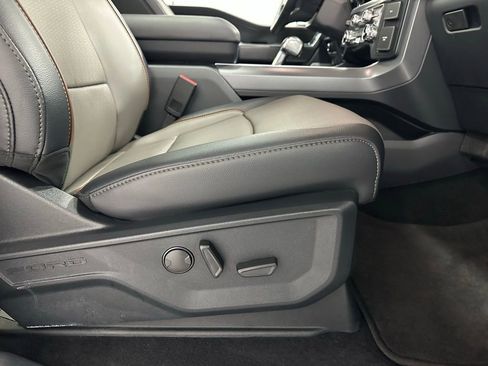 Used 2025 Ford F150 Lariat w/ Equipment Group 501A Mid image 59