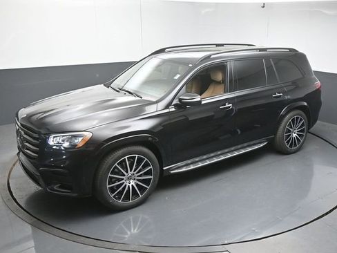 New 2026 Mercedes-Benz GLS 450 4MATIC image 56