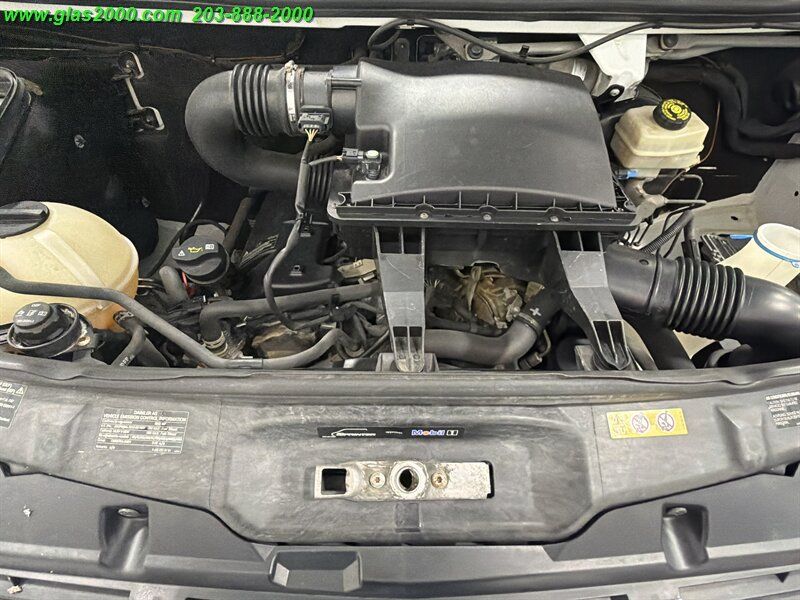 Used 2012 Freightliner Sprinter 2500 RWD image 12