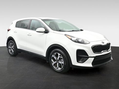 Used 2020 Kia Sportage LX FWD image 6