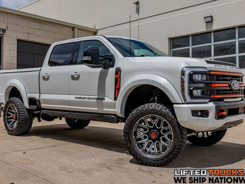 Used 2024 Ford F250 Lariat w/ Lariat Ultimate Package AWD/4WD image 1