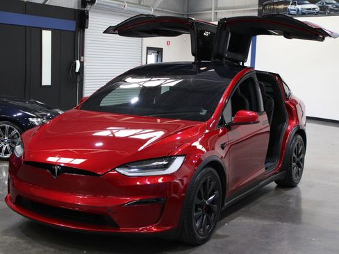Used 2023 Tesla Model X Plaid image 47