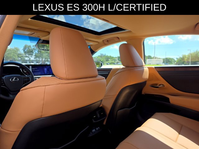 Used 2025 Lexus ES 300h w/ Premium Package FWD image 18