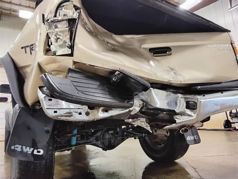 Used 2003 Toyota Tacoma 4x4 Double Cab image 18