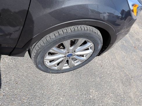 Used 2018 Ford Escape Titanium AWD/4WD image 24
