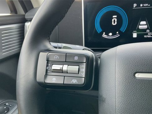 Used 2024 Hyundai Santa Fe SE image 26