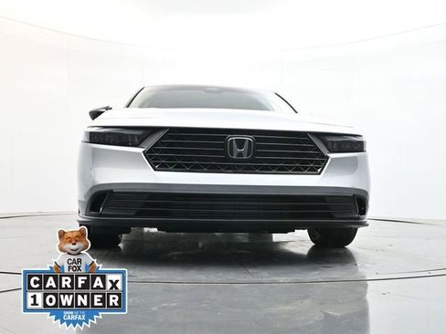 Used 2025 Honda Accord SE image 31
