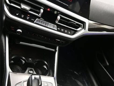 Used 2019 BMW 330i Sedan w/ Convenience Package image 22