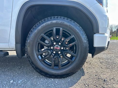 Used 2024 GMC Sierra 1500 Elevation image 24