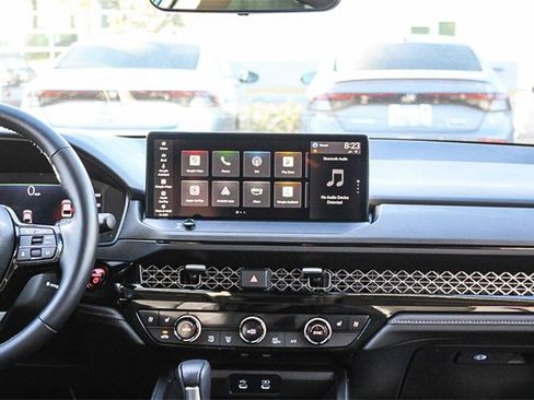 Used 2025 Honda Accord Touring image 19