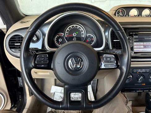Used 2013 Volkswagen Beetle 2.0T FWD image 13