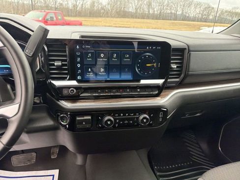 Used 2026 Chevrolet Silverado 1500 RST AWD/4WD image 11
