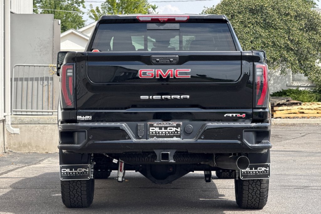 Used 2026 GMC Sierra 2500 AT4 w/ AT4 Premium Plus Package AWD/4WD image 8