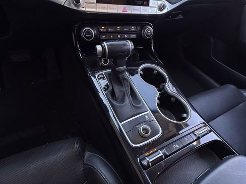 Used 2018 Kia Stinger image 15