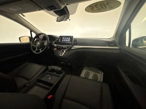Used 2025 Honda Odyssey EX-L image 32