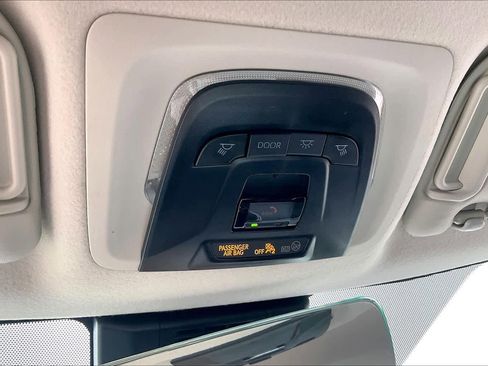 Used 2026 Toyota Corolla LE FWD image 32