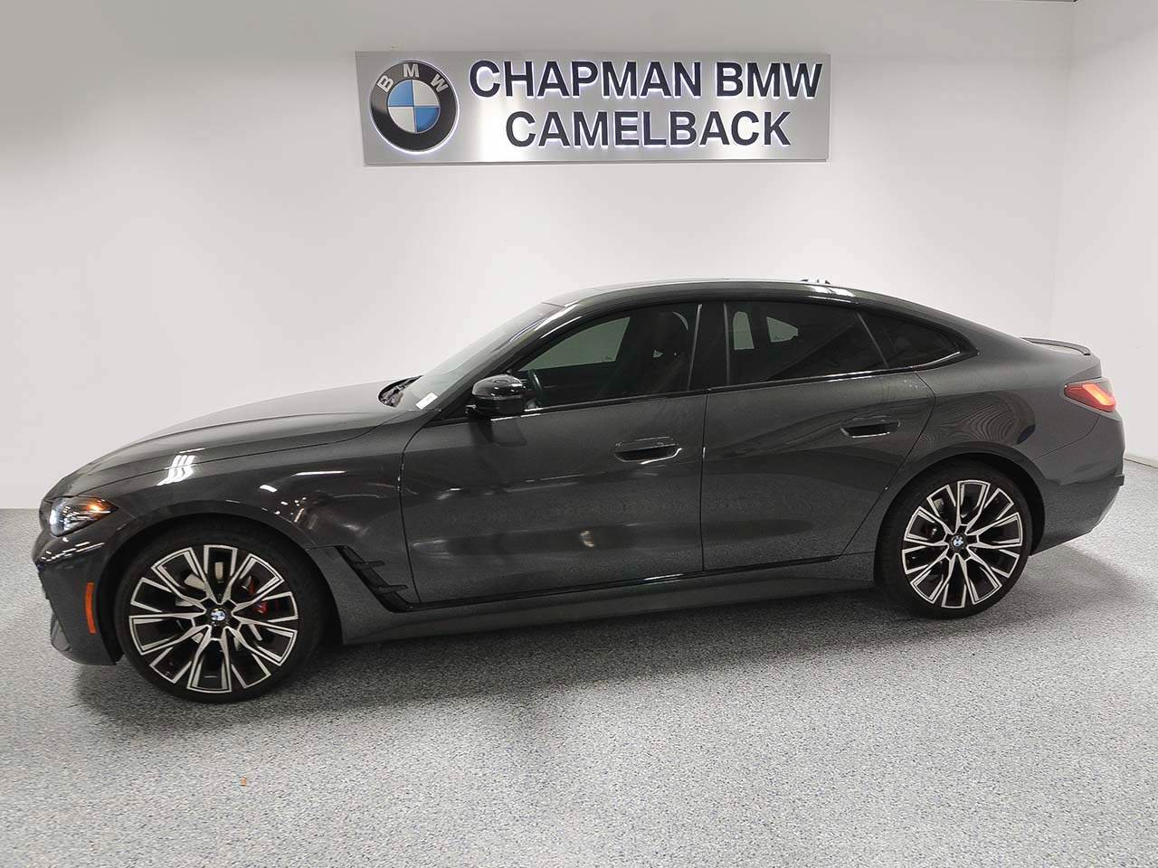 Used 2023 BMW 430i Gran Coupe w/ M Sport Package RWD image 3