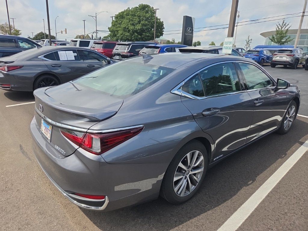 Used 2021 Lexus ES 300h w/ Premium Package FWD image 4