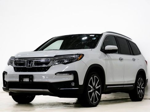 Used 2022 Honda Pilot Touring image 3