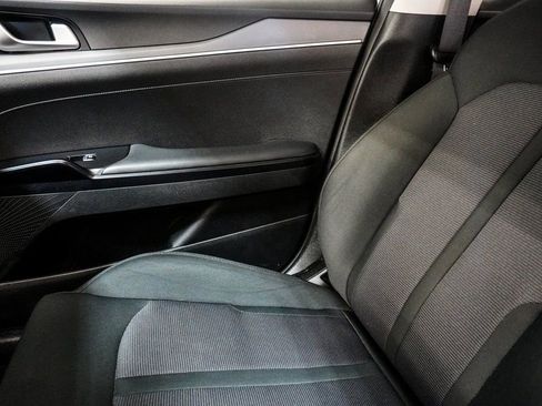 Used 2022 Kia K5 LX image 26