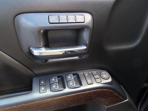 Used 2019 GMC Sierra 3500 Denali w/ Duramax Plus Package image 28