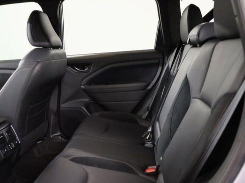 Used 2025 Subaru Forester Touring image 30