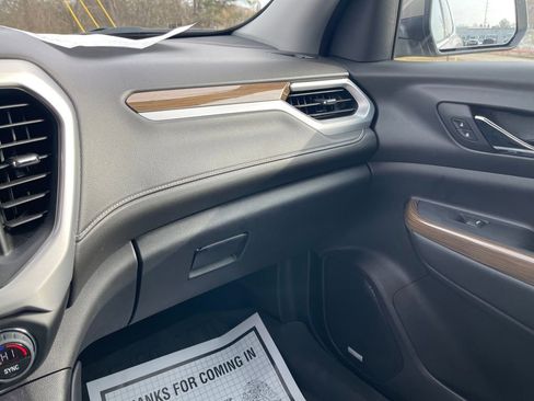 Used 2023 GMC Acadia SLE w/ Driver Convenience Package image 27