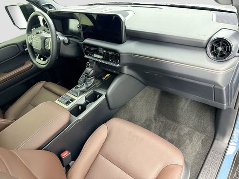 Used 2026 Toyota Land Cruiser w/ Premium Package AWD/4WD image 16