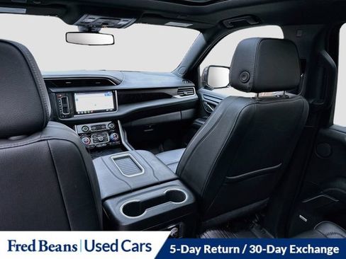 Used 2021 GMC Yukon XL Denali AWD/4WD image 30